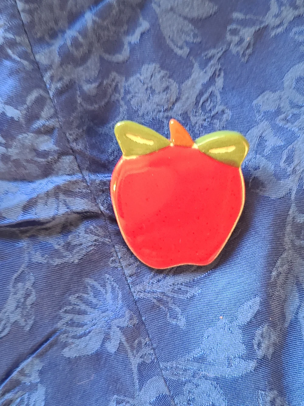 Red Apple Enamel Brooch with Green Leaves